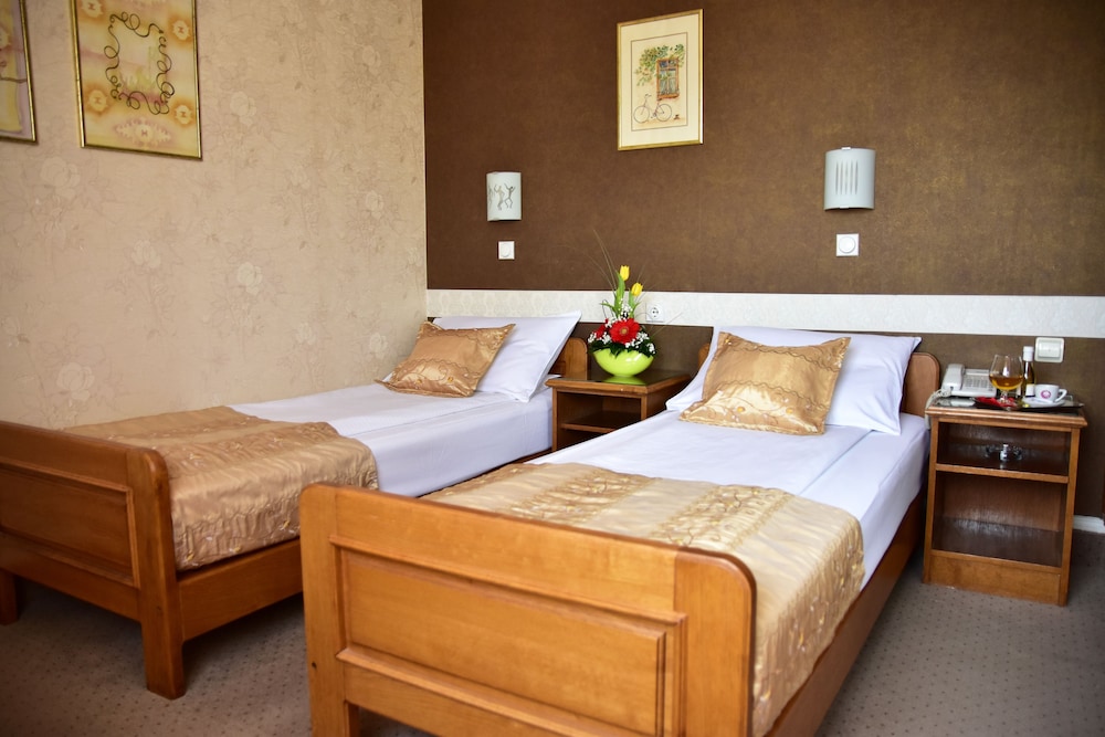

Venezia - Beograd - Garni Hotel Lav