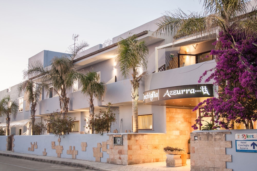 

Napoli - Porto Cesareo - Conchiglia Azzurra Resort & Beach