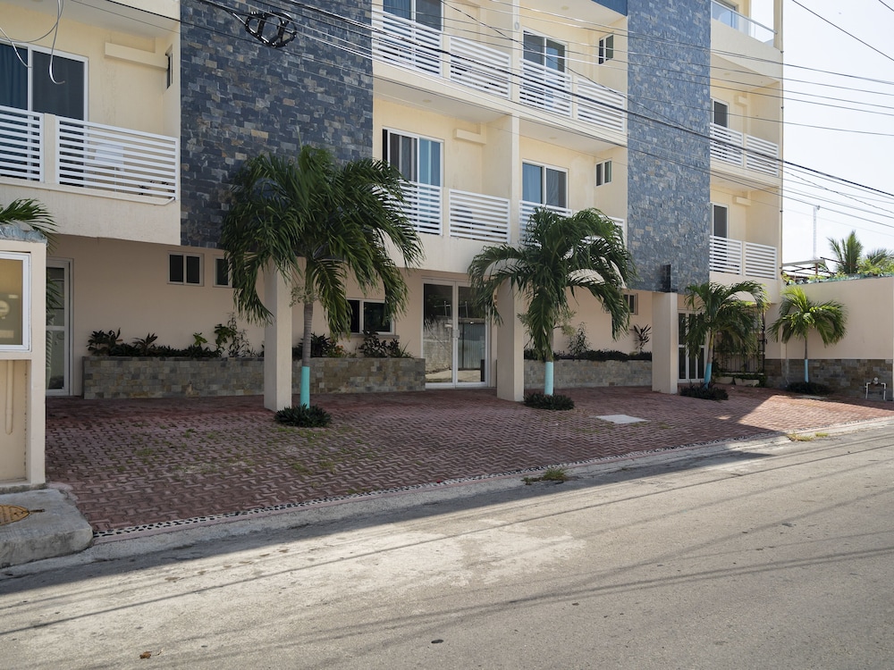 

Verona - Playa del Carmen - Punta Esmeralda
