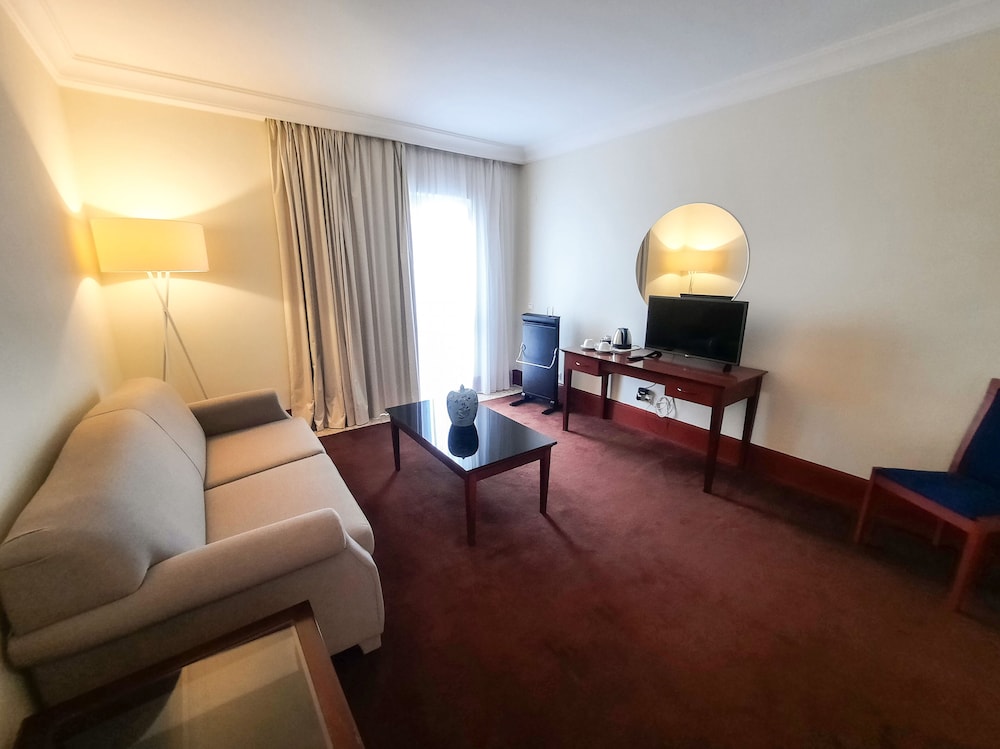 

Napoli - Horta - Azoris Faial Garden – Resort Hotel