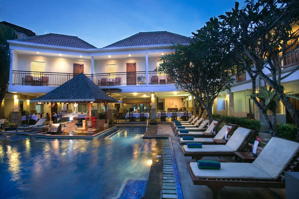 

Roma - Seminyak - Bali - The Niche Bali