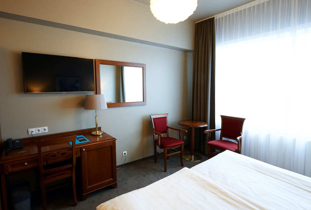 

Bologna - Stykkishólmur - Fosshotel Stykkisholmur