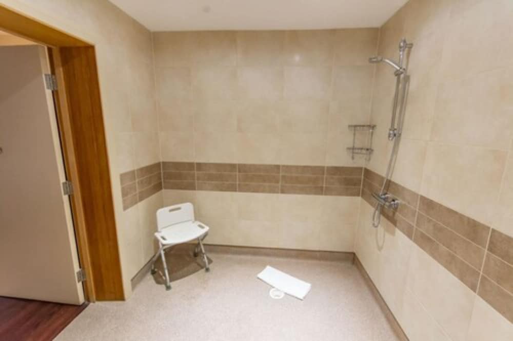 

Roma - Stansted - Great Hallingbury Manor & Lodges