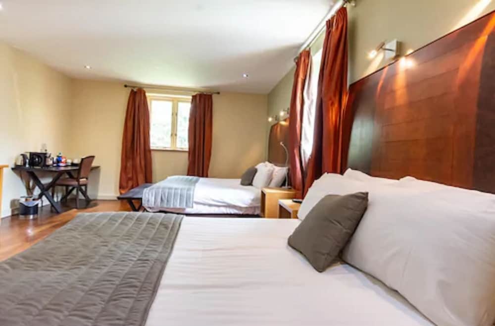 

Roma - Stansted - Great Hallingbury Manor & Lodges London Stansted