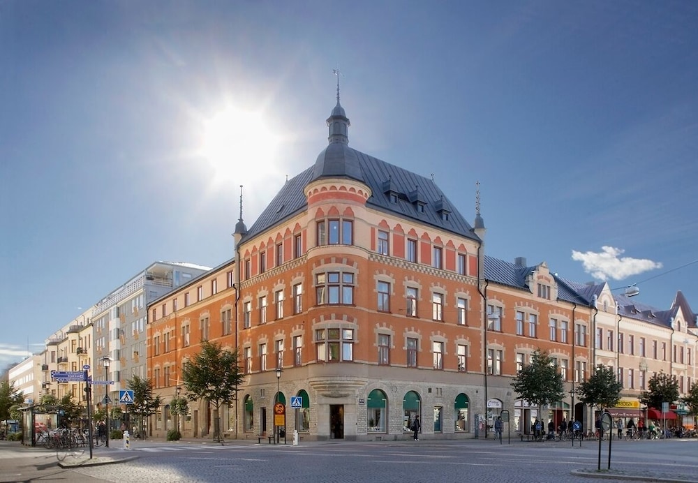 

Roma - Örebro - Hotell Hjalmar