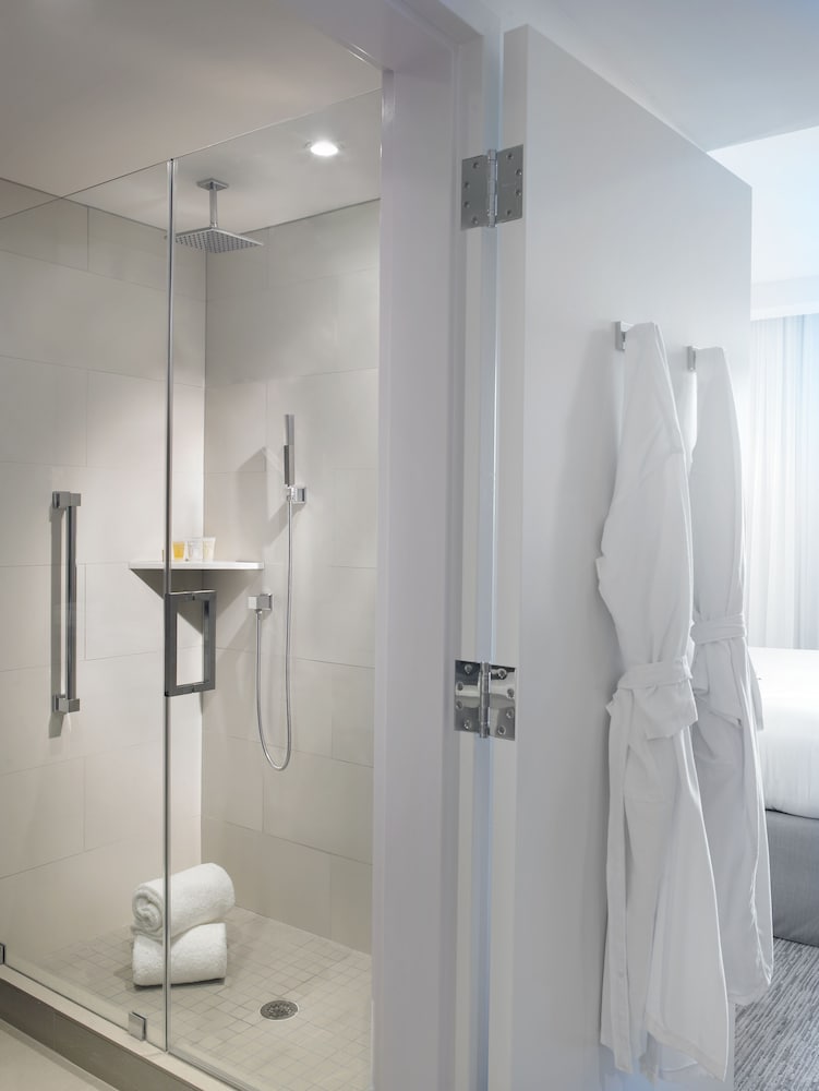 

Milano - Sunny Isles Beach - Grand Beach Hotel Bay Harbor