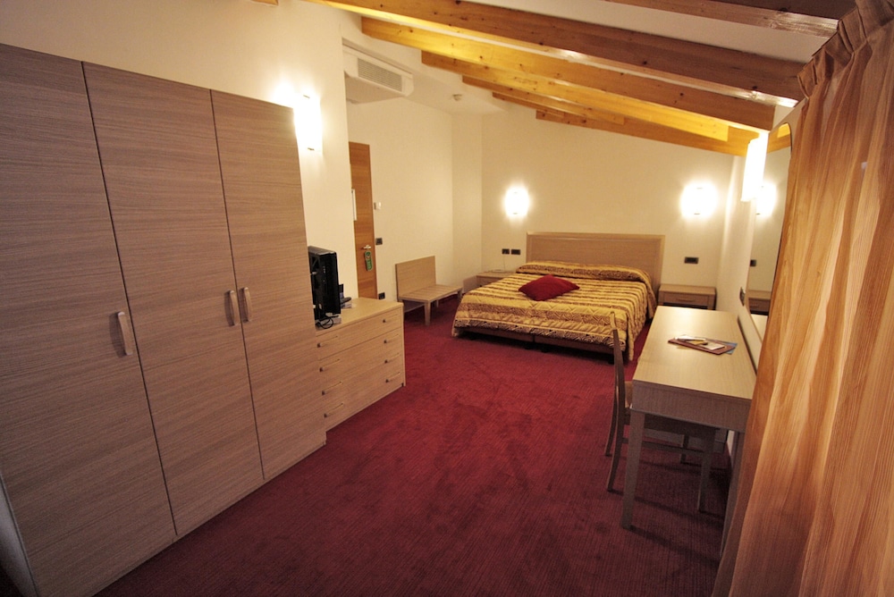 

Bari - Pergine Valsugana - Nature Bio Hotel Elite