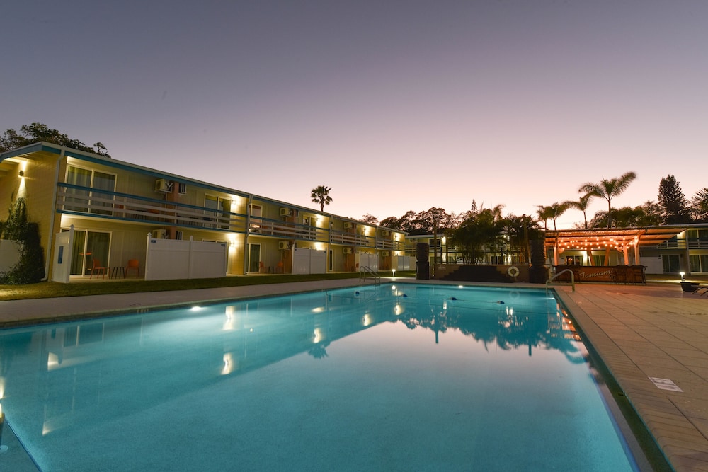 

Milano - Sarasota - Golden Host Resort - Sarasota