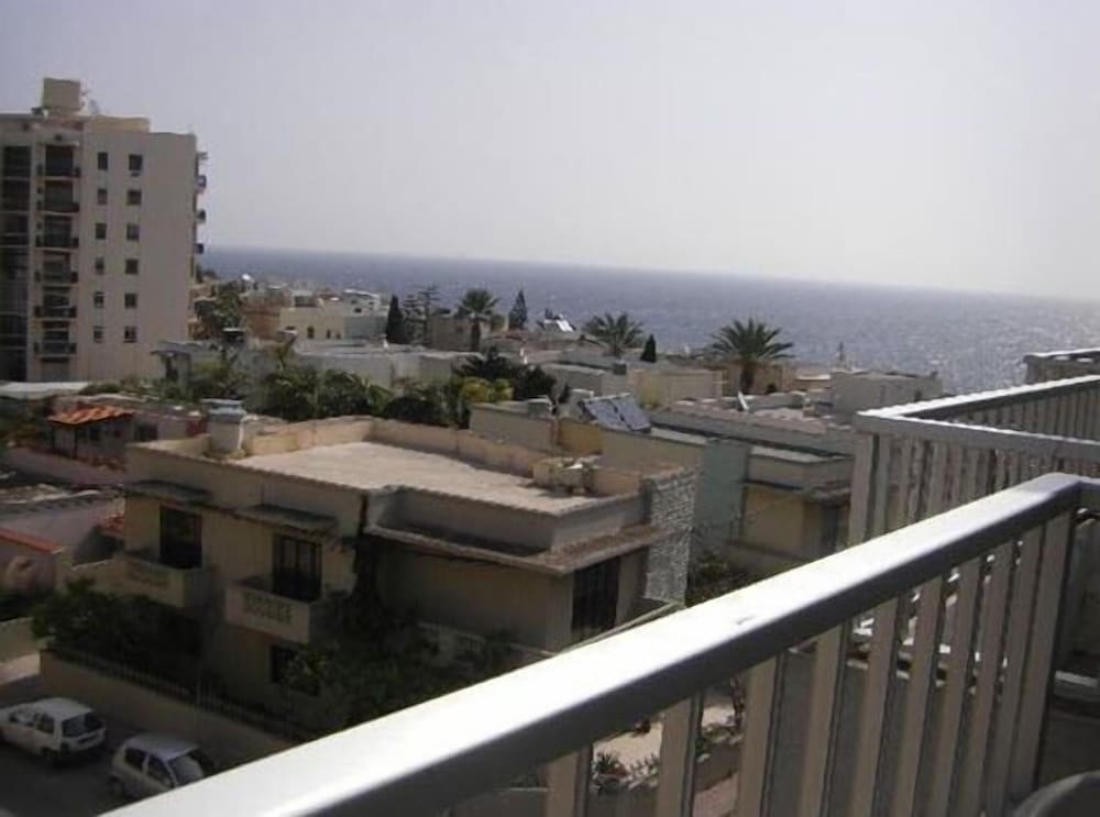 

Bologna - Sliema - Cardor Apartments