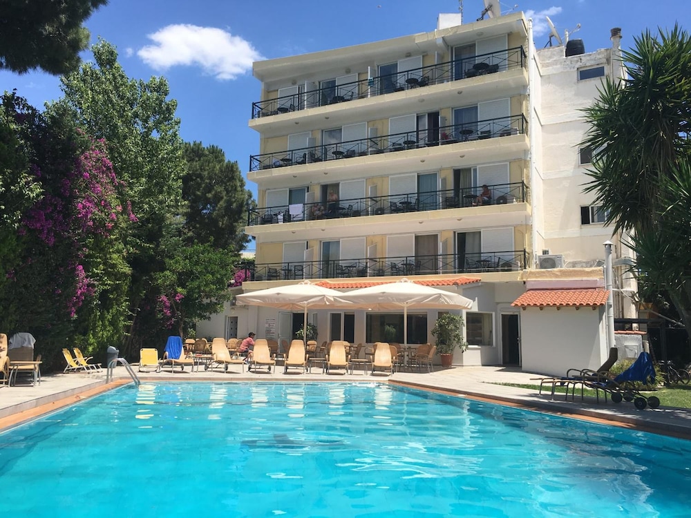 

Napoli - Néa Mákri - Thomas Beach Hotel