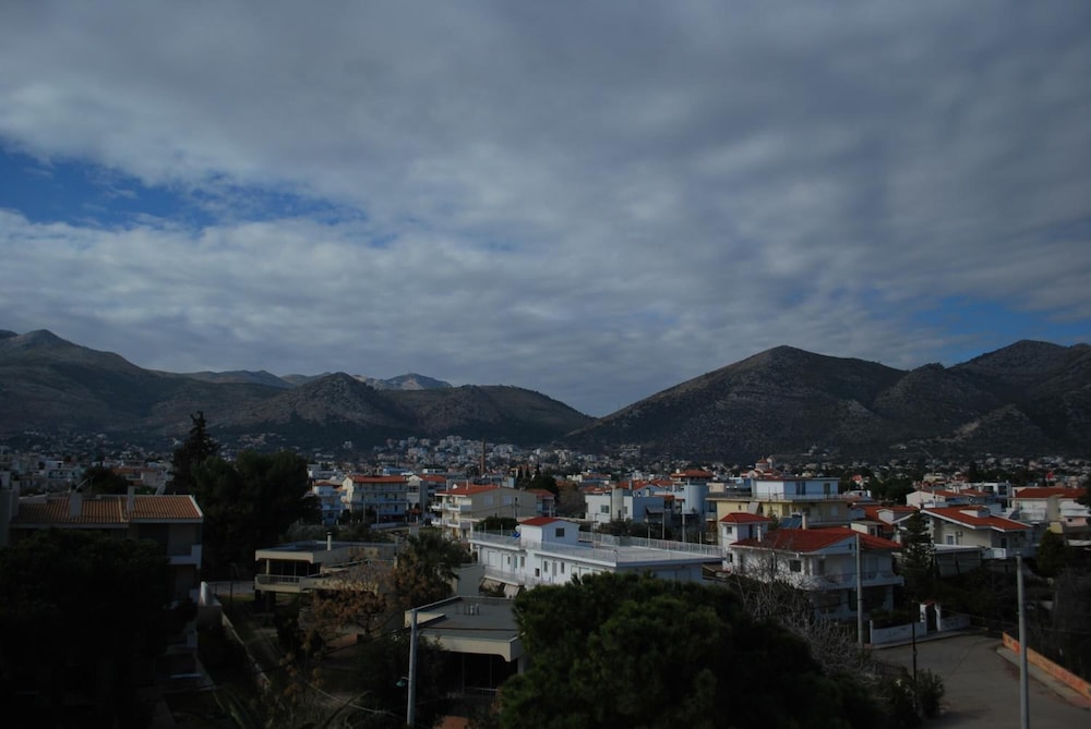 

Brindisi - Néa Mákri - Thomas Beach Hotel