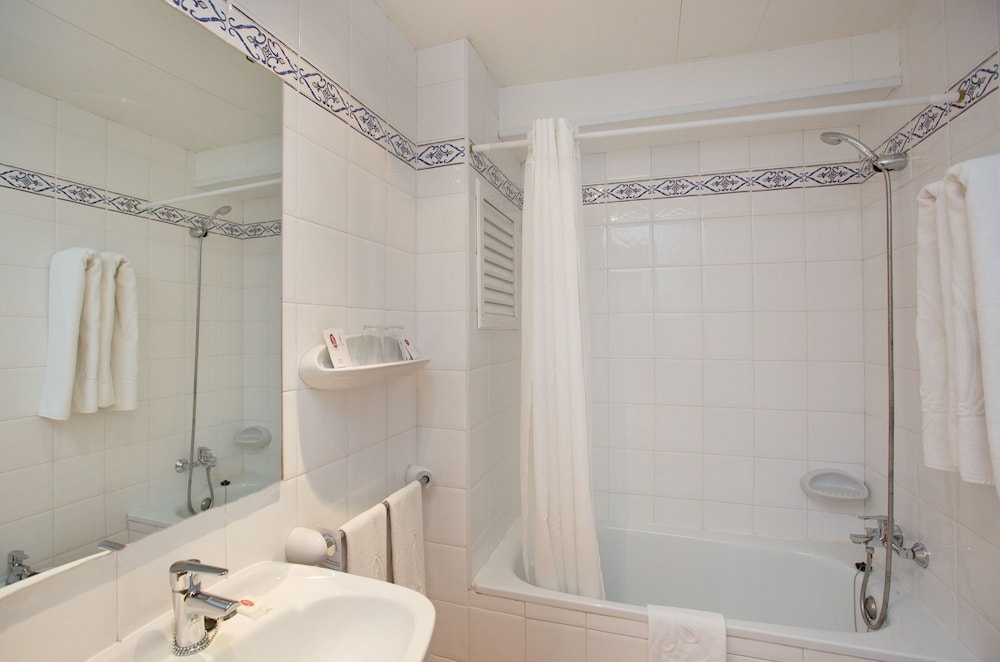 

Roma - Calas de Mallorca - Hotel JS Cape Colom - Adults Only