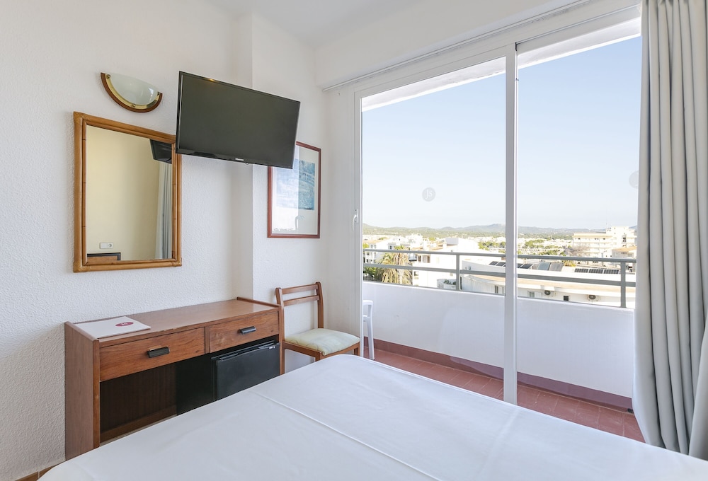 

Palermo - Calas de Mallorca - Hotel JS Cape Colom - Adults Only