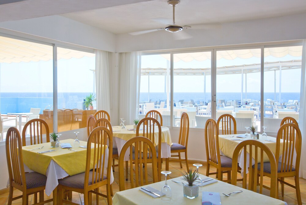 

Milano - Calas de Mallorca - Hotel JS Cape Colom - Adults Only