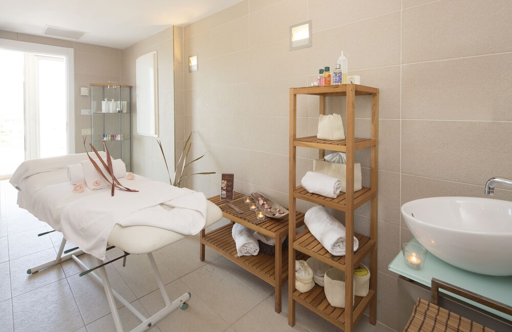 

Catania - Calas de Mallorca - Hotel JS Cape Colom - Adults Only