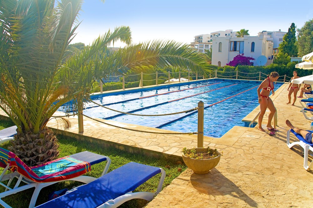 

Genova - Calas de Mallorca - Hotel JS Cape Colom - Adults Only