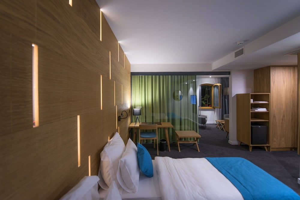

Milano - Sarajevo - Hotel Sana