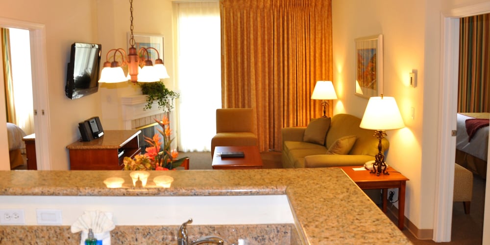 

Milano - Spring Valley (NV) - Club De Soleil All-Suite Resort