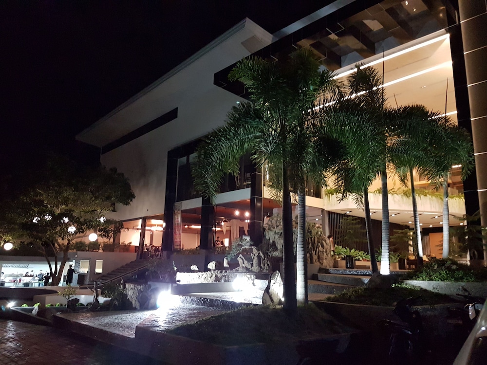 

Napoli - Santo Domingo - MelSol Hotel
