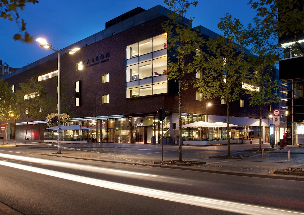 

Milano - Zutendaal - Carbon Hotel - Different Hotels