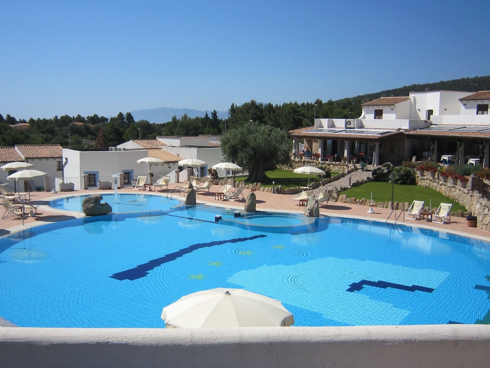 

Bologna - Dorgali - Hotel Resort Nuraghe Arvu