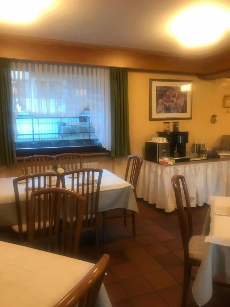 

Napoli - Pinzolo - Hotel Binelli