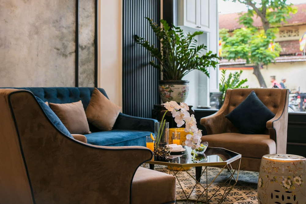 

Milano - Hanoi - Golden Rooster Hotel