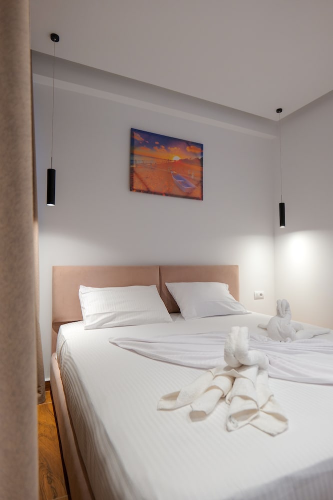 

Roma - Costa albanese - Hotel Havana