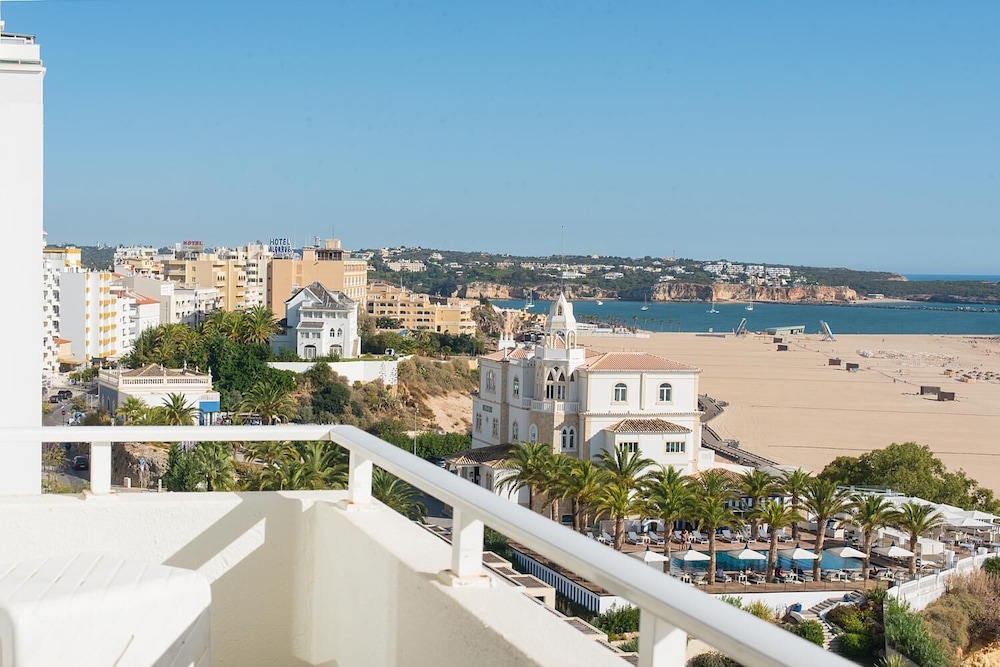 

Roma - Praia da Rocha - Hotel Avenida Praia