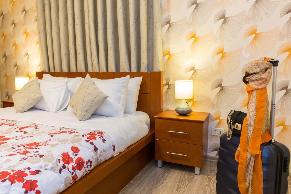 

Venezia - Tirana - Hotel Baron