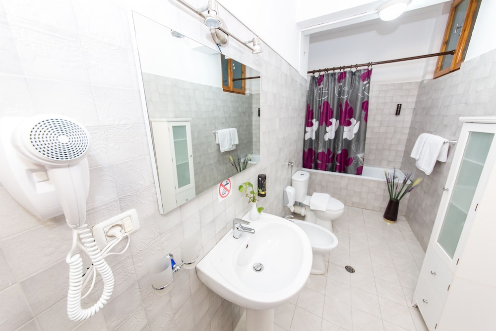 

Venezia - Tirana - Hotel Baron