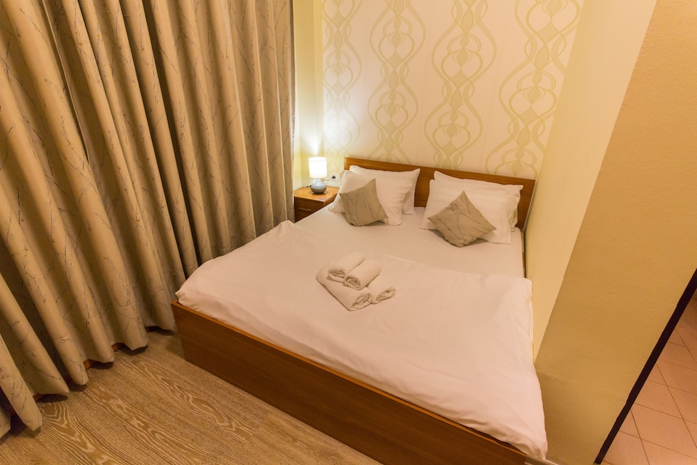 

Venezia - Tirana - Hotel Baron
