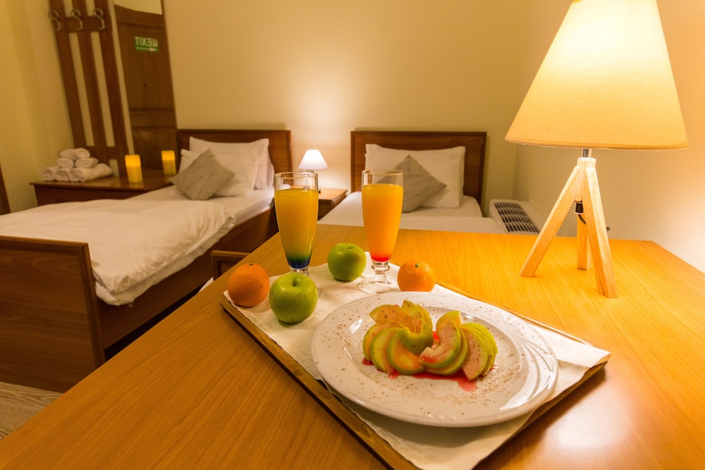 

Milano - Tirana - Hotel Baron
