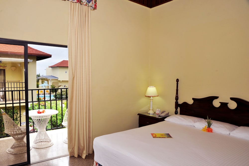 

Bologna - Negril - Rooms On The Beach Negril