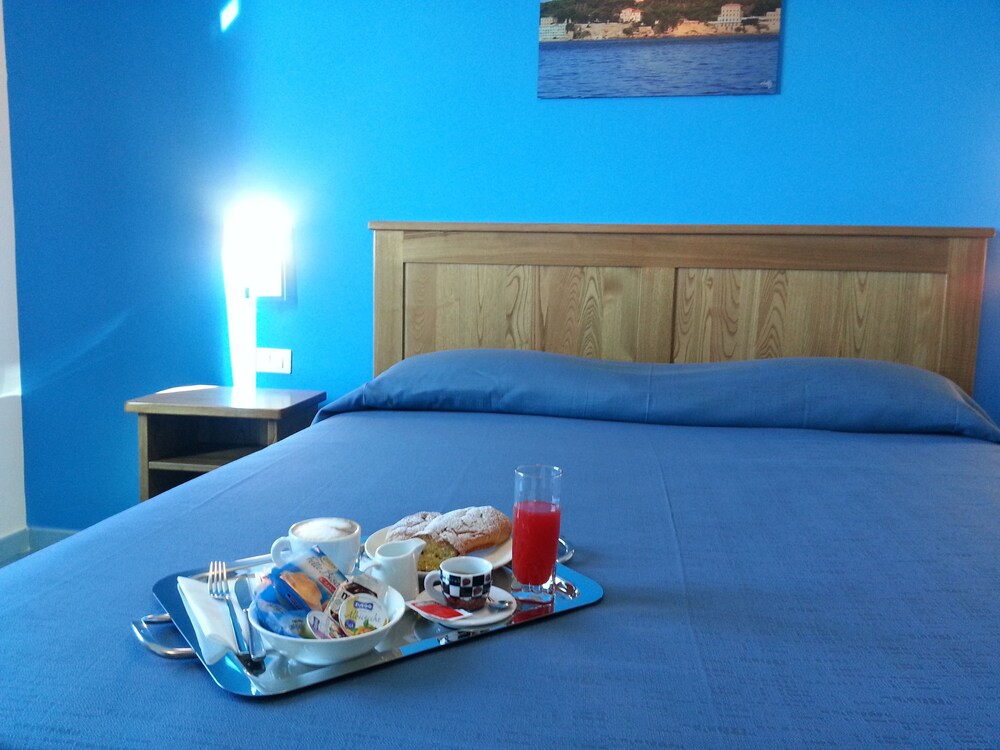 

Catania - Nettuno - Serpa Hotel