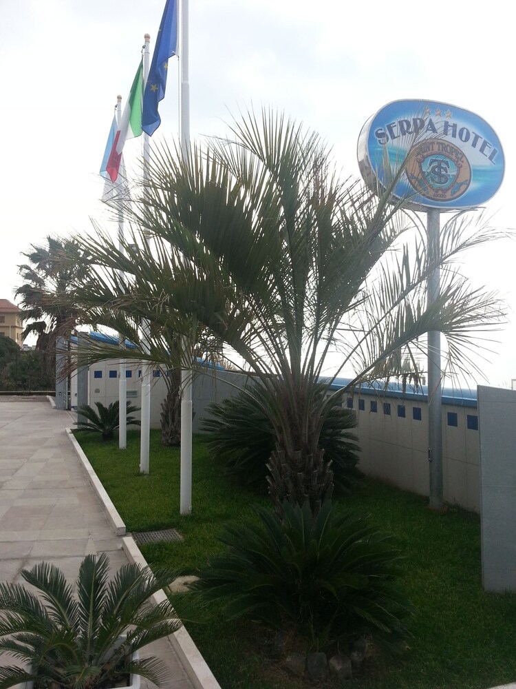 

Milano - Nettuno - Serpa Hotel