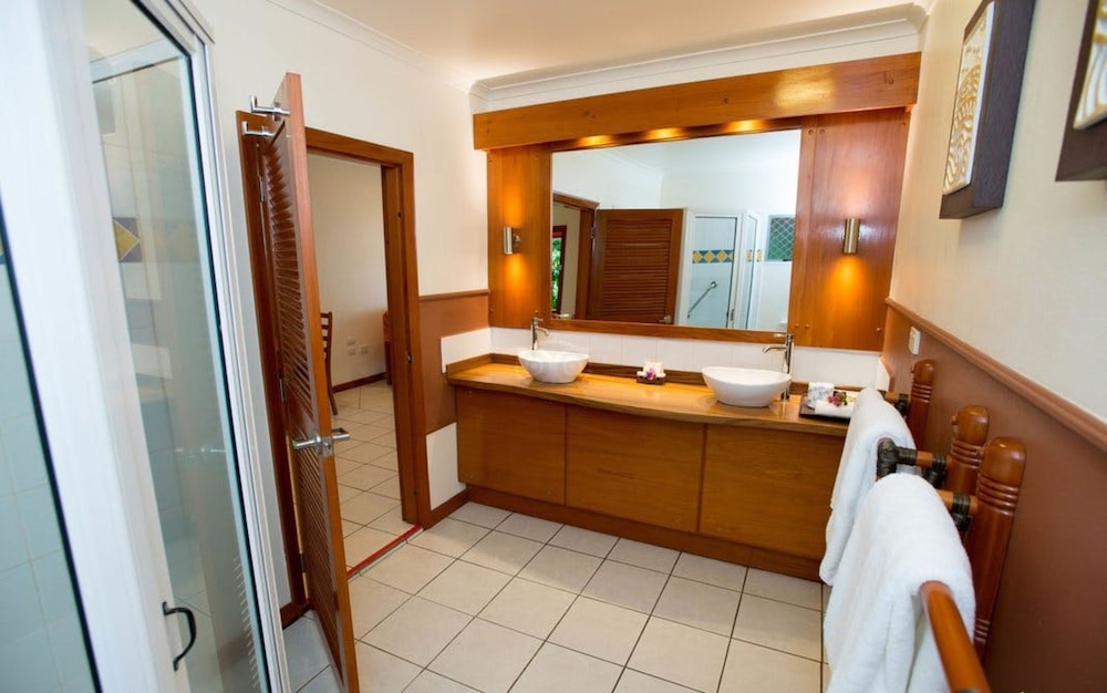 

Milano - Sigatoka - Bedarra Beach Inn
