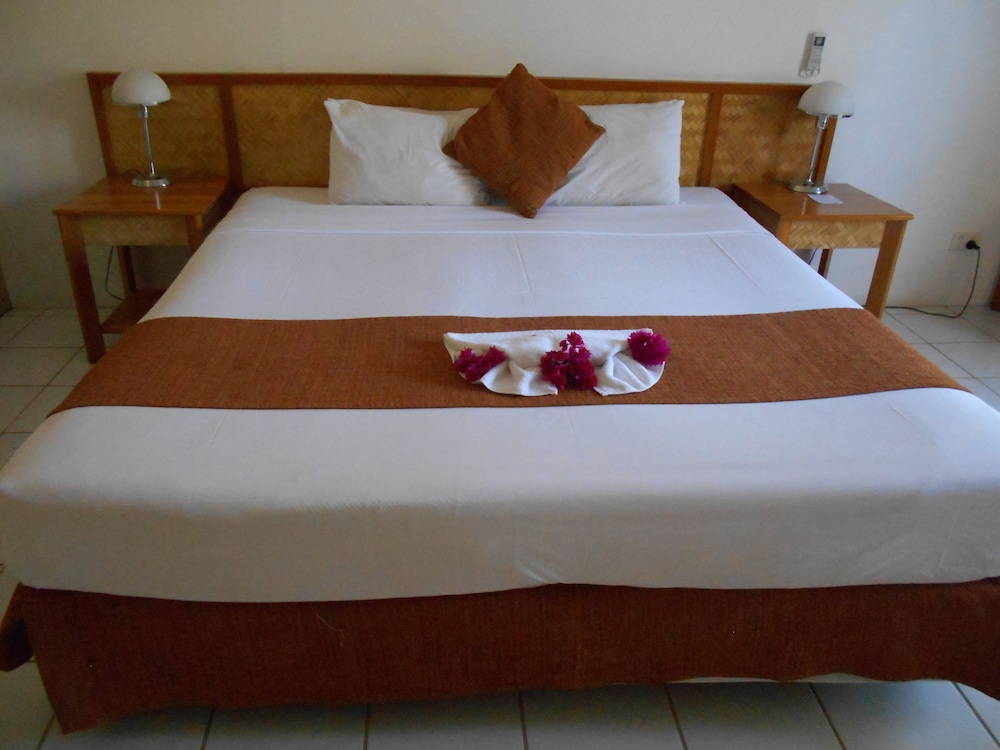 

Roma - Sigatoka - Bedarra Beach Inn