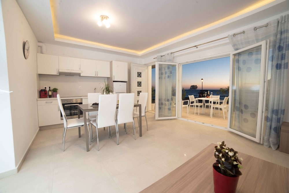 

Roma - Matala - Bella Mare Luxury Apartments