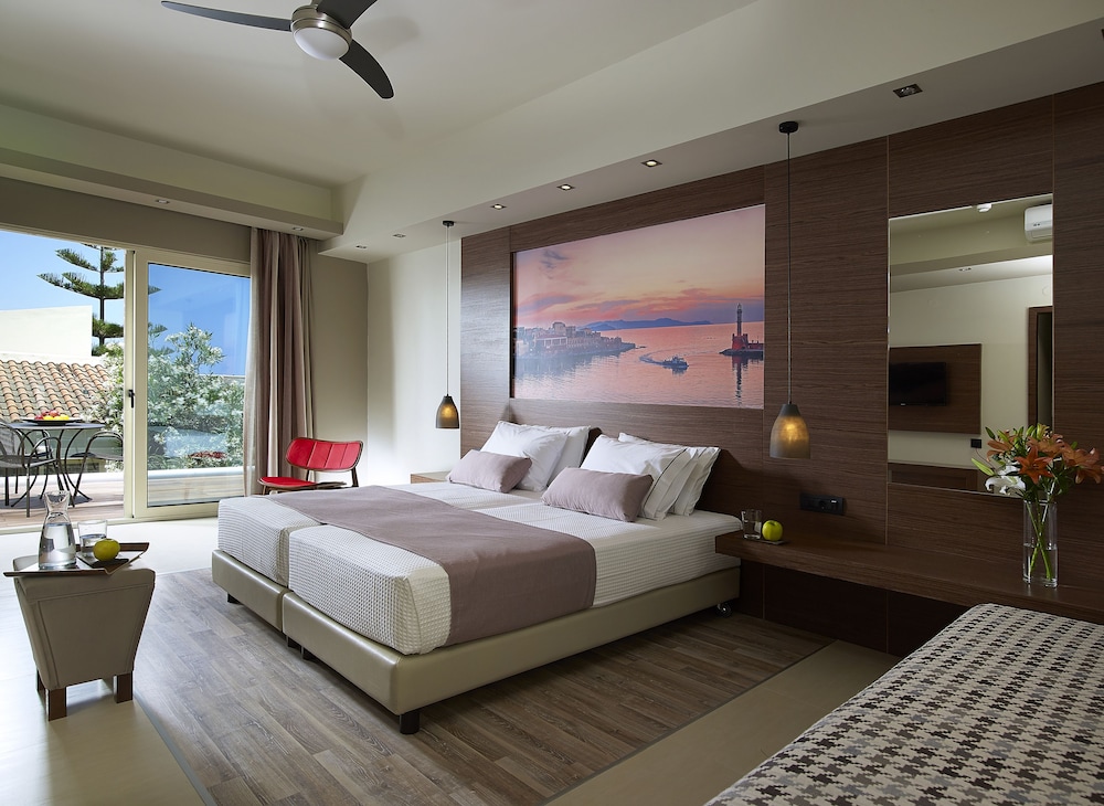

Lamezia Terme - Chania - Elotis Suites