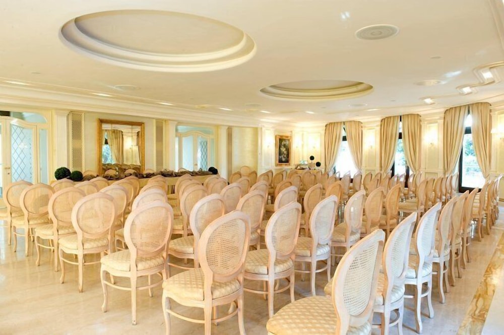 

Palermo - Grottaferrata - Park Hotel Villaferrata