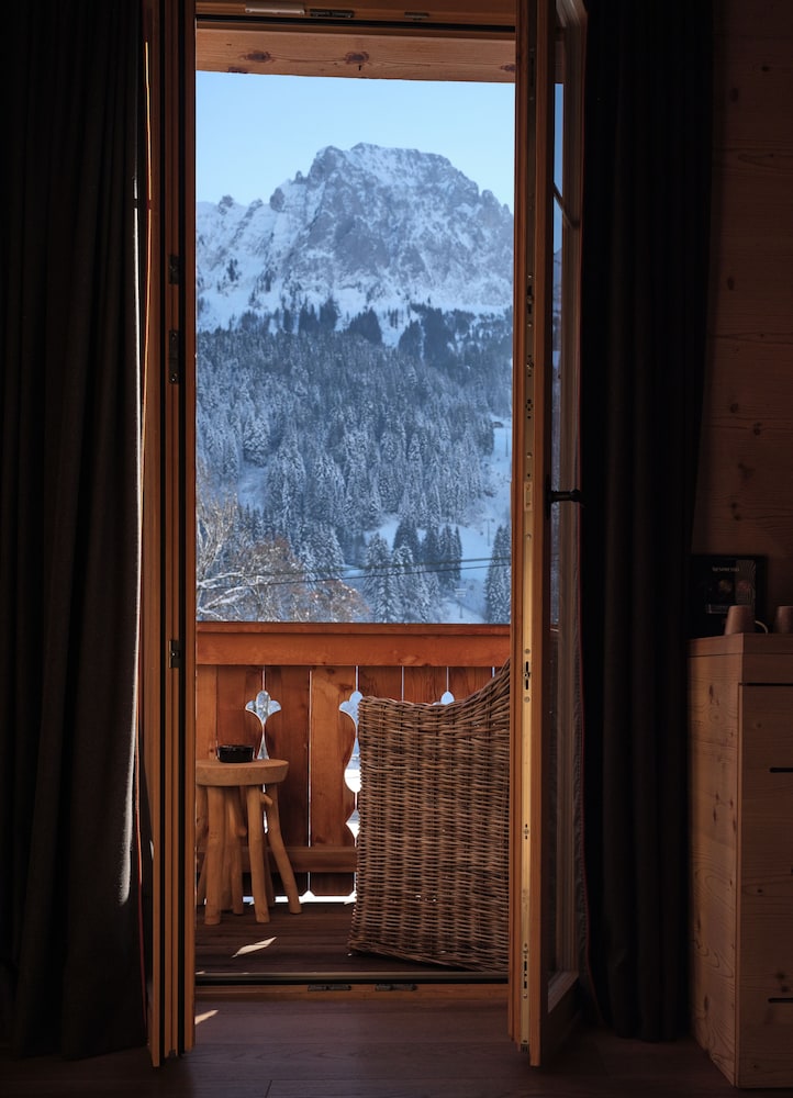 

Napoli - Gstaad - Hôtel-Restaurant Valrose