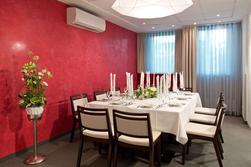 

Napoli - Dresda - ACHAT Hotel Dresden Elbufer