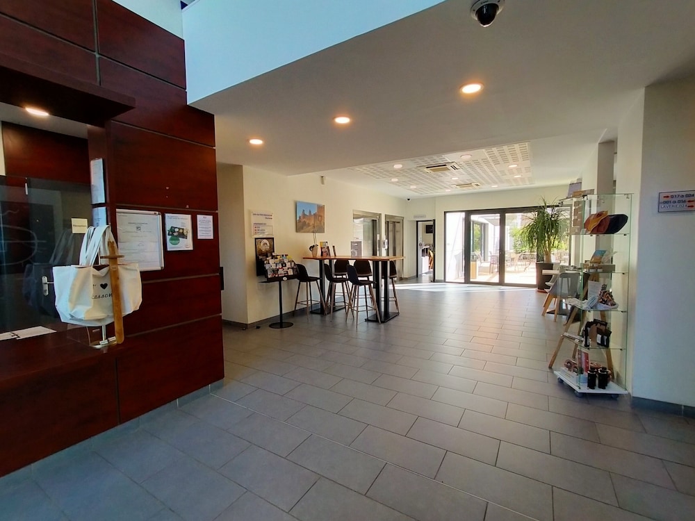 

Milano - Carcassonne - Comfort Aparthotel Carcassonne