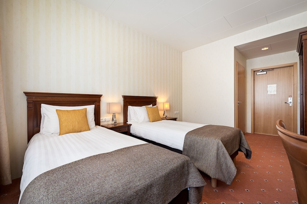 

Verona - Reykjavik - Hotel Ísland - Comfort