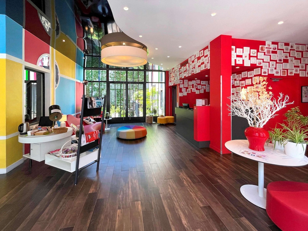 

Roma - Colombes - ibis Styles Paris La Défense Courbevoie