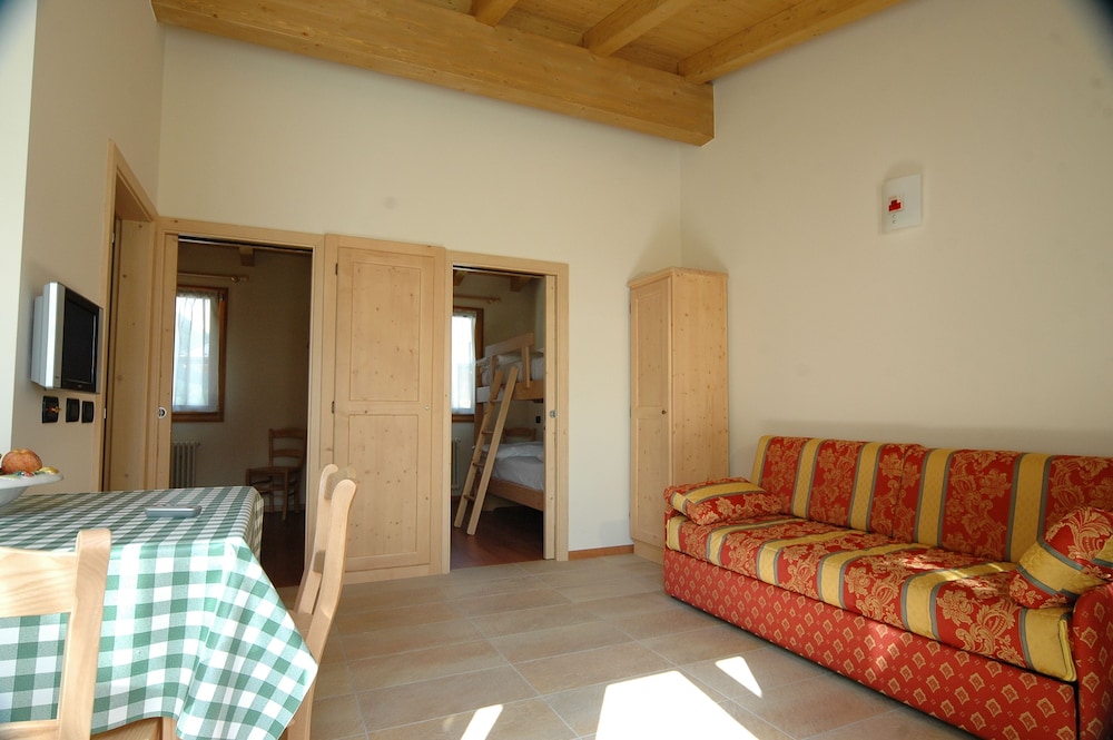 

Bari - Dimaro - Camping Dolomiti