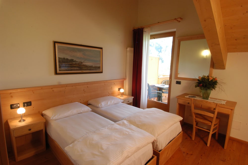 

Bari - Mezzana, Trentino-Alto Adige - Camping Dolomiti