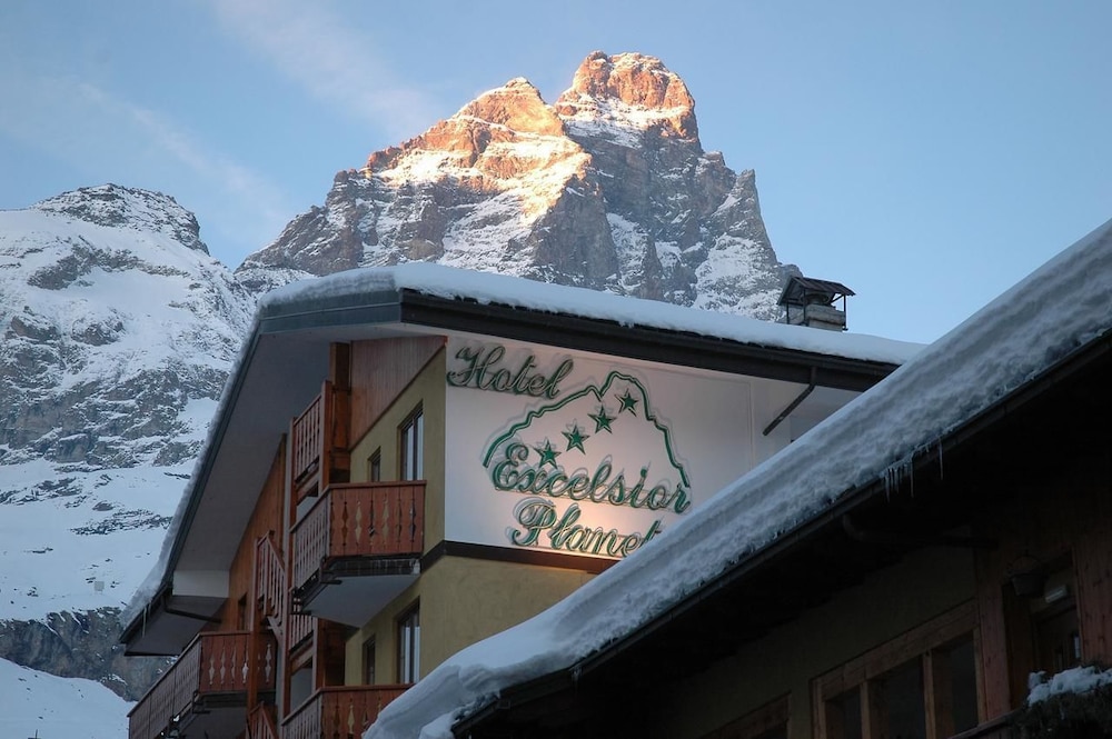 

Palermo - Cervinia - Excelsior Planet
