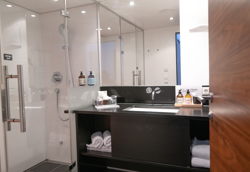 

Torino - St Anton - Pepis Skihotel